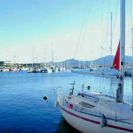 Soleil Catalan 150m Ok Cheques Animaux 1ere Etage 4pers Wifi Parking *