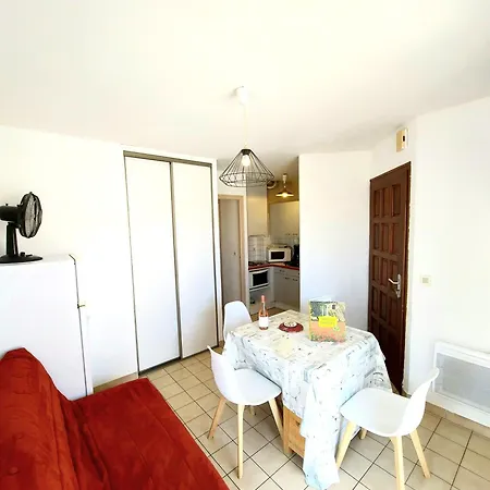 Soleil Catalan 150m Ok Cheques Animaux 1ere Etage 4pers Wifi Parking Apartment *