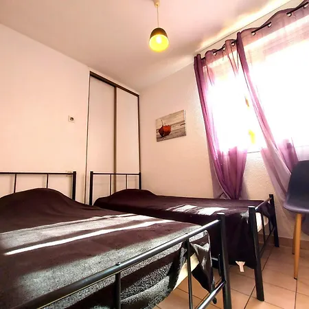 Apartment Soleil Catalan 150m Ok Cheques Animaux 1ere Etage 4pers Wifi Parking *