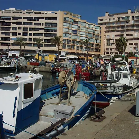 Soleil Catalan 150m Ok Cheques Animaux 1ere Etage 4pers Wifi Parking Apartment