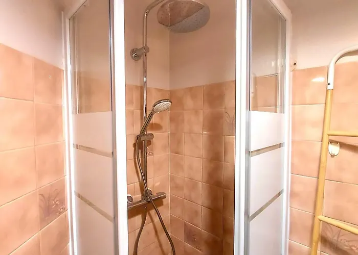 Appartement Soleil Catalan 150m Ok Chéques Animaux 1ere étage 4pers Wifi Parking *