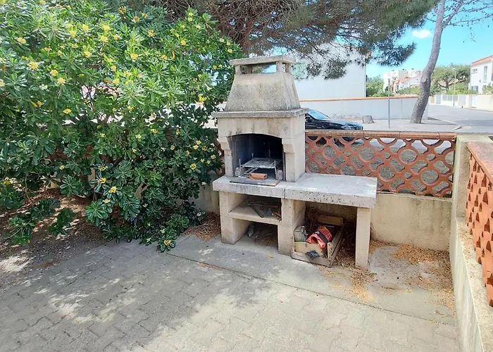 Soleil Catalan 150m Ok Chéques Animaux 1ere étage 4pers Wifi Parking Appartement